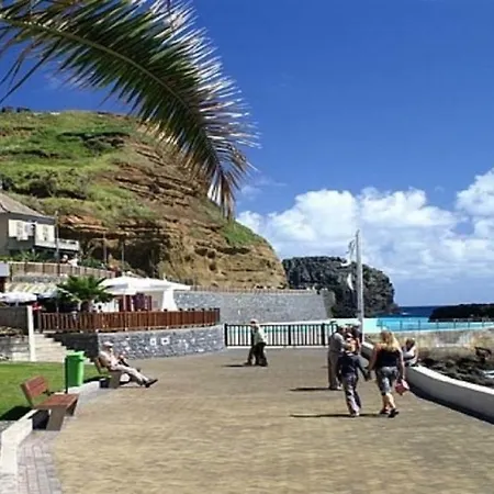 Semesterbostad Casinha Do Paiol Porto Da Cruz